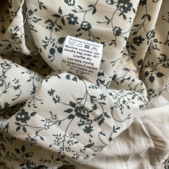 KRANDA PLUS SIZE SMOCKED MAXI DRESS - Picture 15 of 16